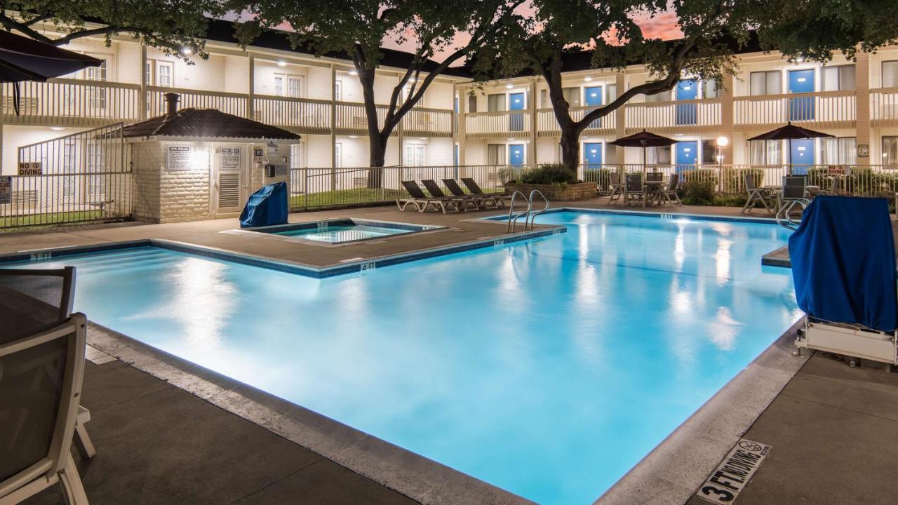 Motel 6-Addison, Tx - Dallas Exterior foto