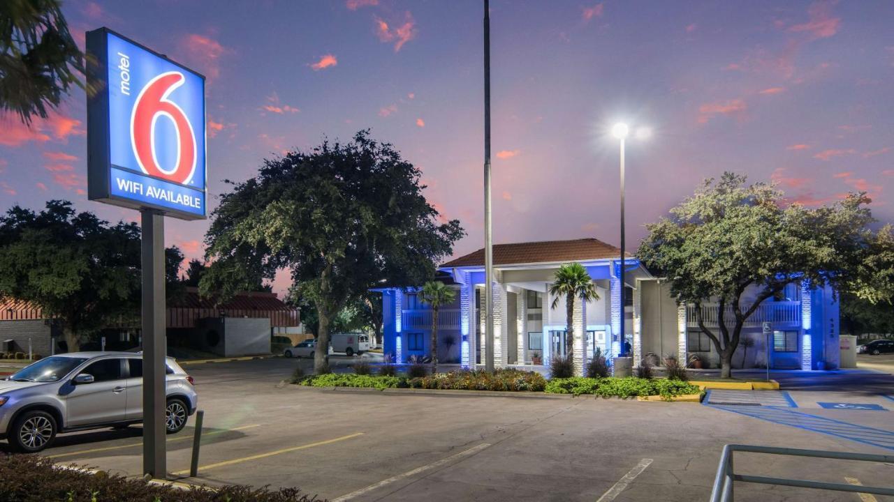 Motel 6-Addison, Tx - Dallas Exterior foto