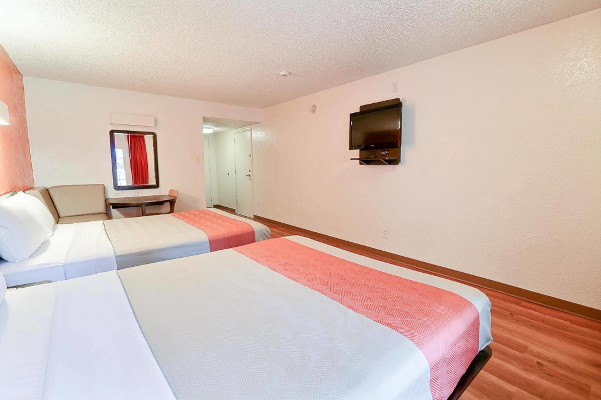 Motel 6-Addison, Tx - Dallas Exterior foto